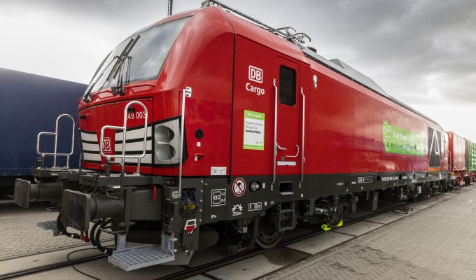 Deutsche Bahn do 2030 r. zainwestuje rekordową kwotę - ponad 19 mld euro w nowe pojazdy. 