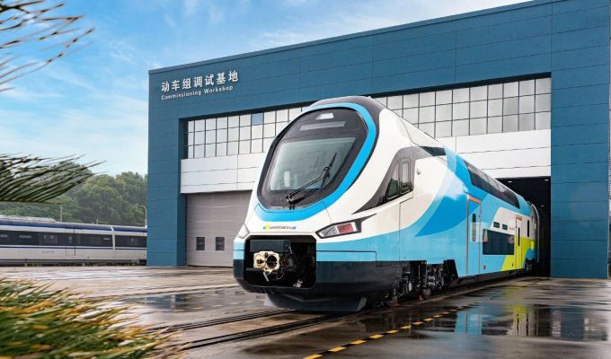 Trzecia chińska jednostka dla Westbahn dotarła już na tor VUZ w Czechach 