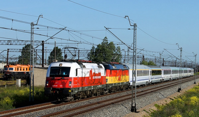 Znikają pociągi Express i EuroCity