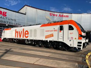 HVLE poszerza swoją flotę o kolejną 6-osiową lokomotywę EuroDual Stadlera z European Loc Pool
