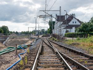 Widać postęp prac na modernizowanej linii kolejowej Siedlce - Terespol 