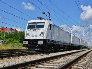 Długo oczekiwane przez PCC Intermodal lokomotywy Traxx MS3 przybyły wreszcie do Polski.