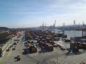 Port Gdynia: Wzrost przeładunku kontenerów o 13% 
