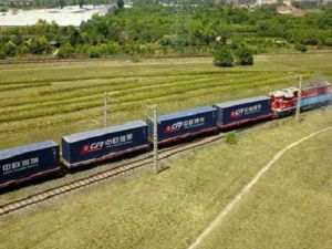 CHINY RAILWAY Express (CRE) wysyła materiały medyczne do Europy