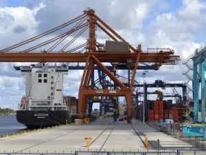 PKP TELKOL bierze udział w rządowym programie poprawy kolejowego dostępu do polskich portów morskich