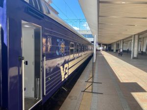 Koleje Ukraińskie ogłaszają przetarg na zakup 30 wagonów pasażerskich drugiej klasy