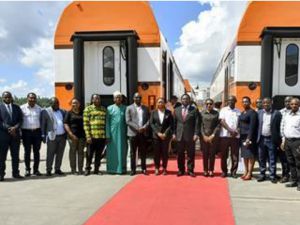 Wagony piętrowe DB znajdują nowy dom w Tanzanii