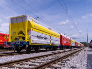 Inwestycja ÖBB Rail Cargo Group w 20 wagonów InnoWagons z 40 kontenerami RockTainer SAND