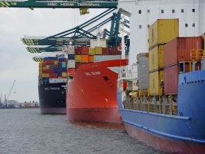 Menedżerowie logistyki obawiają się napięć ma rynkach i zagrożeń geopolitycznych 