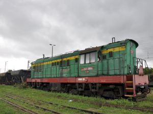 Dewastacja lokomotywy Koszalińskiej Kolei Wąskotorowej przez małoletnich wandali