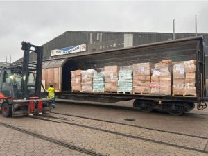 Pociąg Nadziei z 300 tonami pomocy humanitarnej rusza koleją do Turcji
