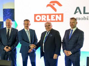 PKN ORLEN i Alstom podejmują współpracę na rzecz kolei wodorowej