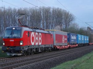 TransFER Paskov - Gdańsk ma teraz lokomotywy zapewniane przez Grupę Rail Cargo