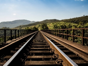 Złodziej zdemontował most kolejowy w Mszanie