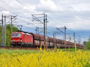 Spełnianie wymagań dotyczących palności materiałów stosowanych w pojazdach kolejowych 