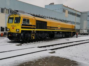 Pierwsza lokomotywa Freightliner PL w nowych barwach.