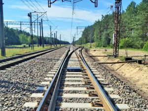 Z prędkośćią do 100 km/h pojadą pociągi towarowe po obwodnicy Bydgoszczy