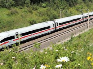 Rekord liczby miejsc w letnim rozkładzie jazdy na trasach dalekobieżnych Deutsche Bahn