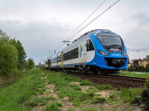 Koleje Śląskie pytają pasażerów o rozkład jazdy
