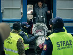 Straż Ochrony Kolei zapewnia bezpieczeństwo  i pomoc przyjeżdżającym z Ukrainy