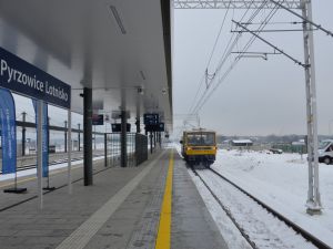 Od niedzieli dojedziemy pociągiem do lotniska w Pyrzowicach