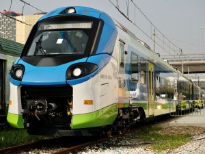 FNM i Alstom prezentują pierwszy we Włoszech pociąg napędzany wodorem