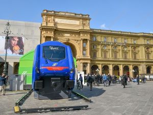 Blues - nowy, hybrydowy pociąg regionalny włoskiego przewoźnika Trenitalia