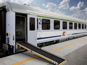Newag z umową na modernizację wagonów PKP Intercity