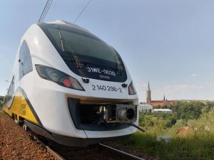 Koleje Dolnośląskie zapraszają na przejażdżkę Mikołajkowym Pociągiem