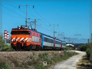 Pierwsze zmodernizowane wagony ARCO weszły do eksploatacji w Comboios de Portugal (CP)