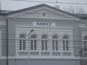 Dworzec w Rawiczu otwarty po remoncie