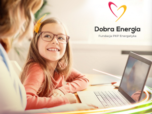 500 komputerów dla dzieci pracowników PKP Energetyka w ramach pierwszej akcji Fundacji Dobra Energia