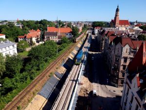 Pociągi na estakadach – nowa era kolei w Krakowie