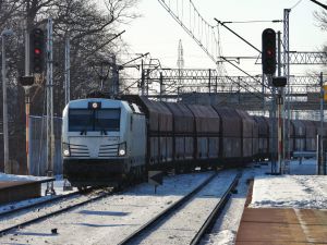 Zwiększenie punktualności pociągów w 2020 roku pozytywnym efektem koronawirusa.