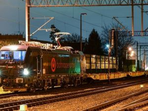 Nowa lokomotywa Vectron przekazana w końcu marca spółce Bahnoperator odbywa już dziewiczy kurs... 