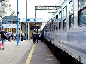Modernizacja trasy z Warszawy do Lublina - największy projekt KPK rozpoczęty