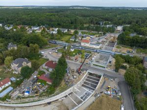 Wielkopolska: na linii Poznań – Gniezno pociągi jeżdżą nowym wiaduktem w Kobylnicy