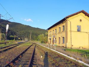 Dworce kolejowe w Dolinie Popradu będą modernizowane