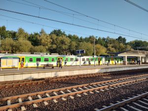 Zielonka: nowy parking ułatwi łączenie podróży pociągiem i samochodem