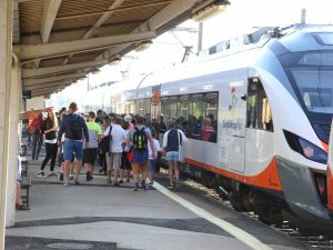W nowym rozkładzie jazdy mniej pociągów z Ostrowca Świętokrzyskiego i Kielc do Krakowa