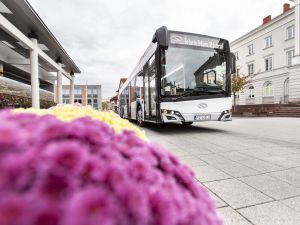 Hybrydowe autobusy Solarisa pojawią się na ulicach kolejnego miasta w Rumunii