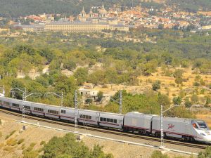 Dziesięć hiszpańskich firm łączy siły, aby wykorzystać wodór do napędu pociągu dużych prędkości