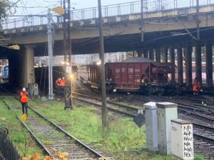 Wykolejenie wagonów na stacji Gdańsk Główny zablokowało na 10 godzin ruch pociągów trójmiejskiej SKM