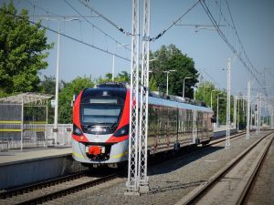 Pociągiem z Wielunia do Łodzi. PLK ogłosiły pierwszy przetarg z programu Kolej Plus