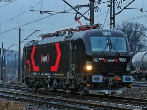 Kolejna lokomotywa Vectron MS, w barwach Cargounit zasiliła flotę przewoźnika Lotos Kolej