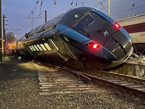 Dzisiaj wcześnie rano w zajezdni Heaton (Newcastle) doszło do wykolejenia pociągu TPX 802.