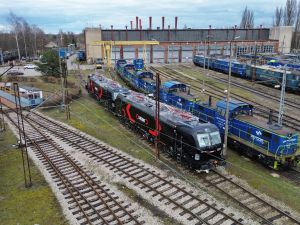 CARGOUNIT powiększa tabor lokomotyw - odbiór Vectronów i nowe zamówienia na Smartrony