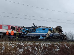 Tragiczny wypadek kolejowy w Czechach, maszynista nie żyje, ponad 15 osób rannych 