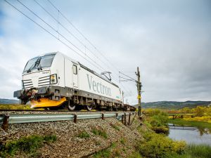 Industrial Division kupuje kolejne 5 lokomotyw Vectron  od Siemens Mobility
