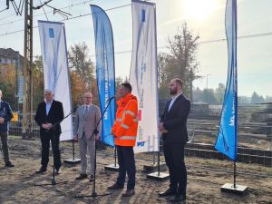 W Kobylnicy budowa przejazdu pod linią kolejową Poznań – Gniezno